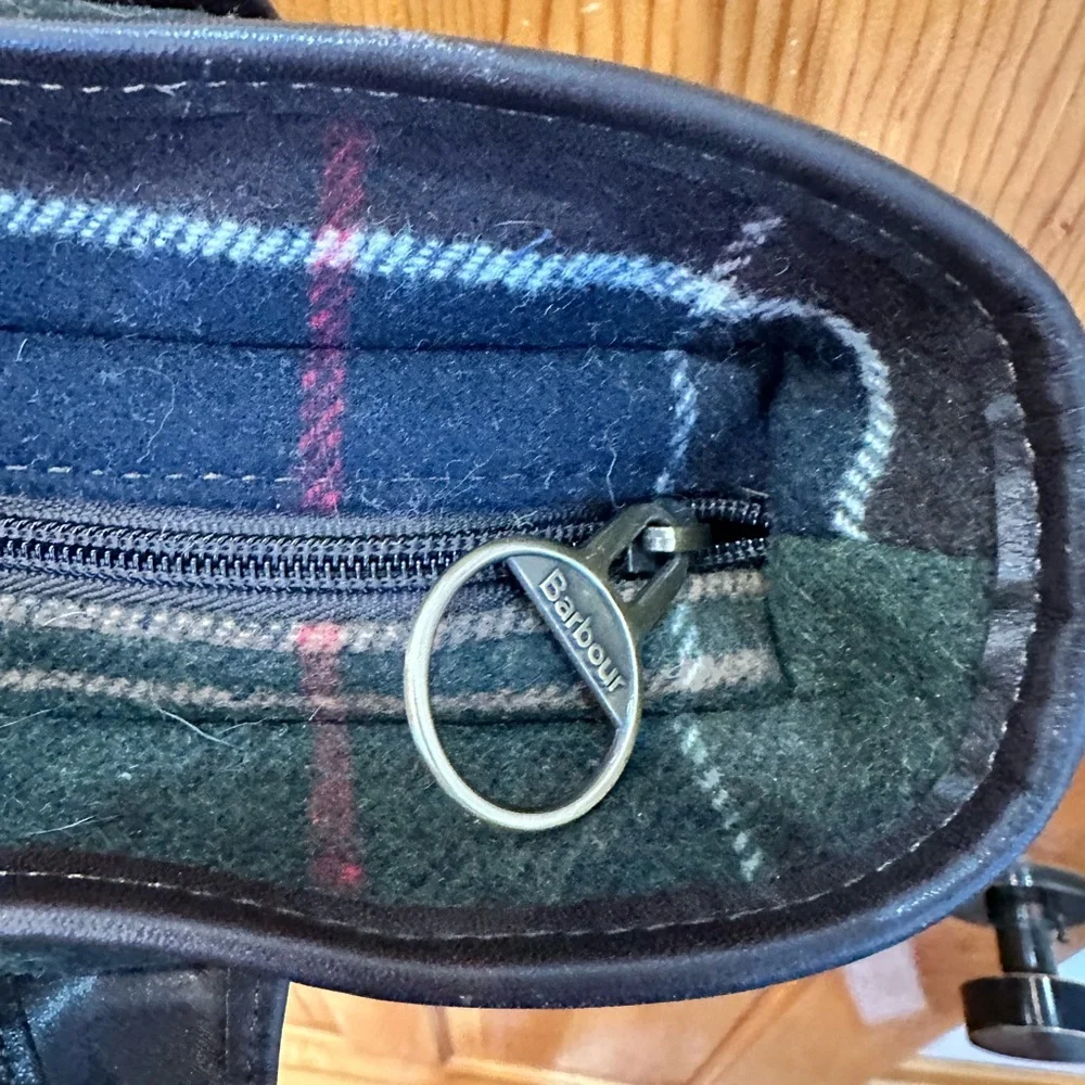 Barbour Tartan Tote - small - Picture 3 of 5